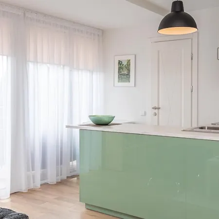 Apartamentų viešbutis Rainbow 3*